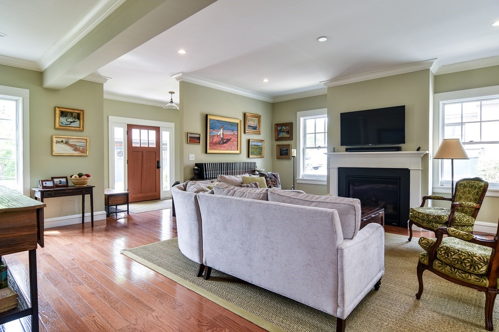 17 Abbey Road, Unit 17 Sherborn, MA 01770 - Photo 7 of 27 Gallery Image 7