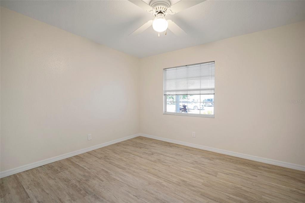 910 Spindle Palm Way Apollo Beach, FL 33572 - Photo 28 of 41
