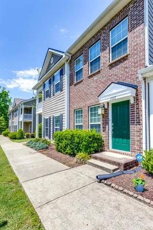 $1,950 | 6007 Dupont Cove Drive, Spring Hill, TN 37174