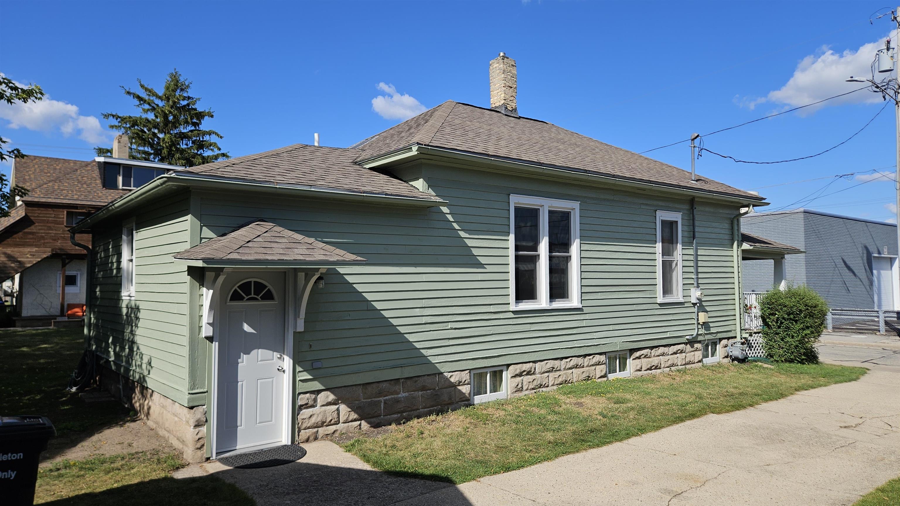 403 North Clark Street Appleton, WI 54911 - Photo 11 of 38 Gallery Image 11