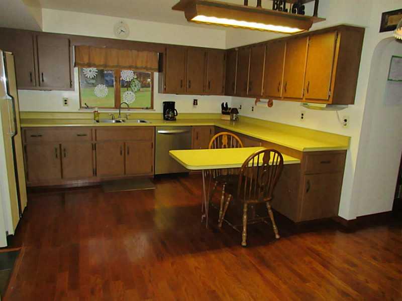 117 Marvin Road Leechburg, PA 15656 - Photo 5 of 15 Kitchen.