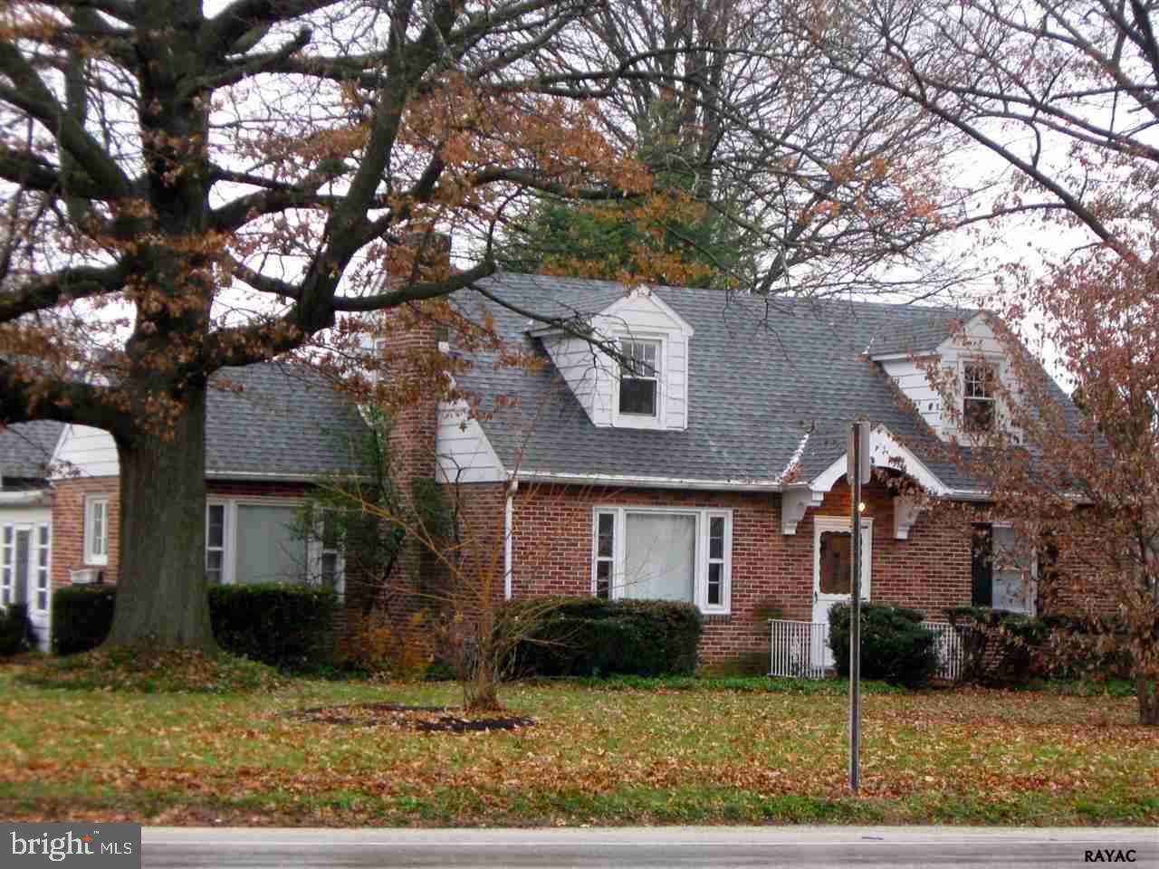 180 Edgewood Road York, PA 17402 - Photo 1 of 29 Gallery Image 1