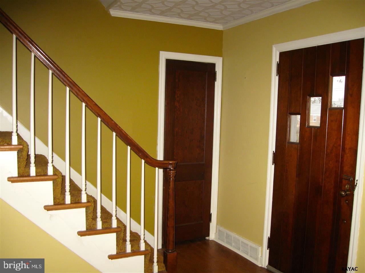 180 Edgewood Road York, PA 17402 - Photo 19 of 29 Gallery Image 19