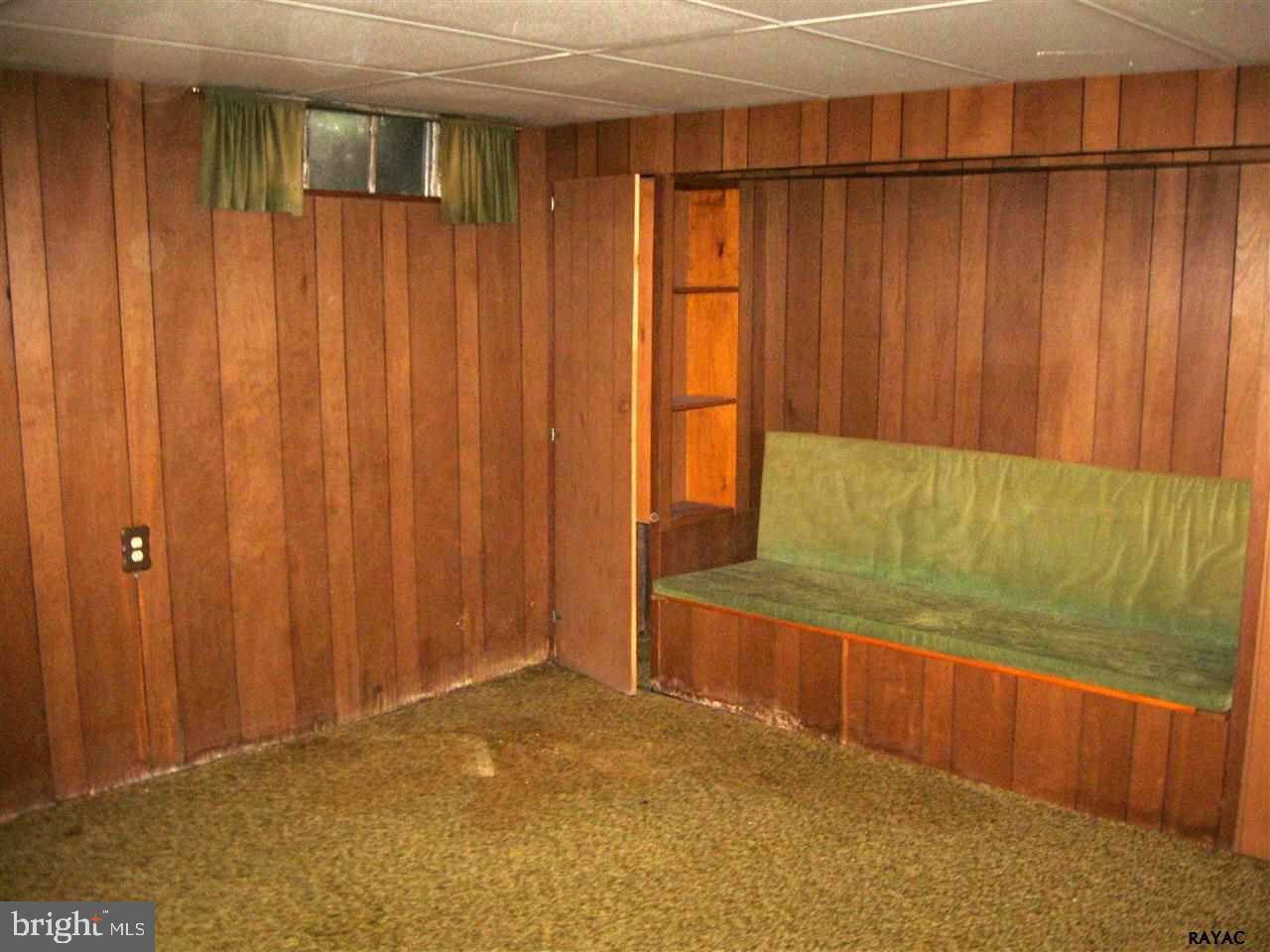 180 Edgewood Road York, PA 17402 - Photo 24 of 29 Gallery Image 24
