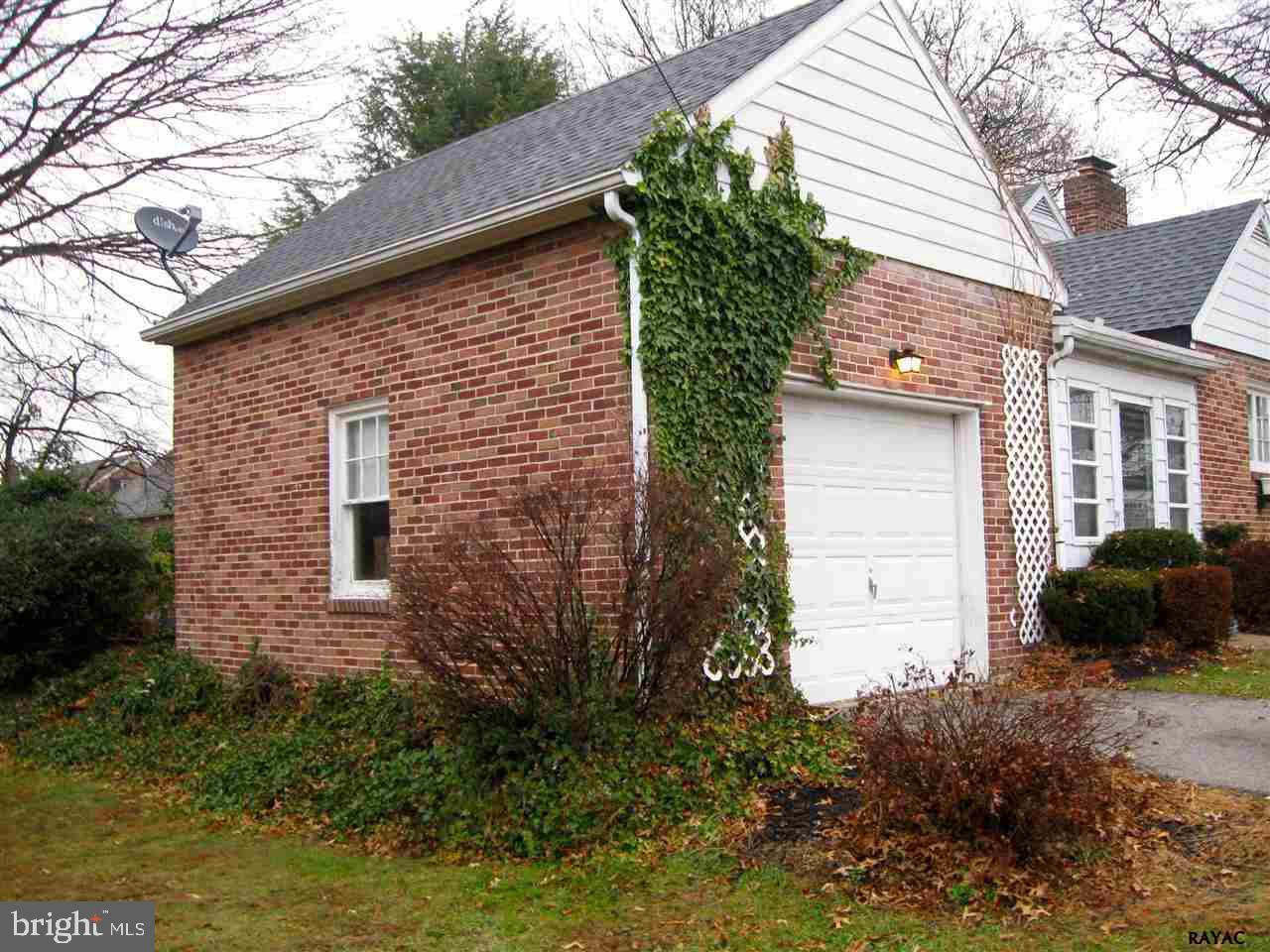 180 Edgewood Road York, PA 17402 - Photo 28 of 29 Gallery Image 28