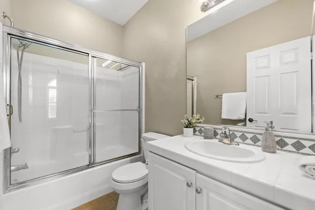 $1,050,000 | 2932 Villas Way, San Diego, CA 92108