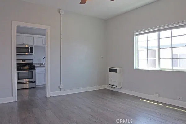 $1,600 | 3111 Kenwood Avenue, Los Angeles, CA 90007