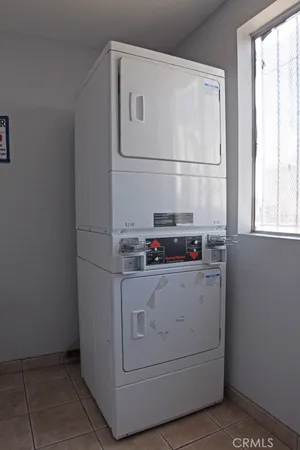 $1,600 | 3111 Kenwood Avenue, Los Angeles, CA 90007