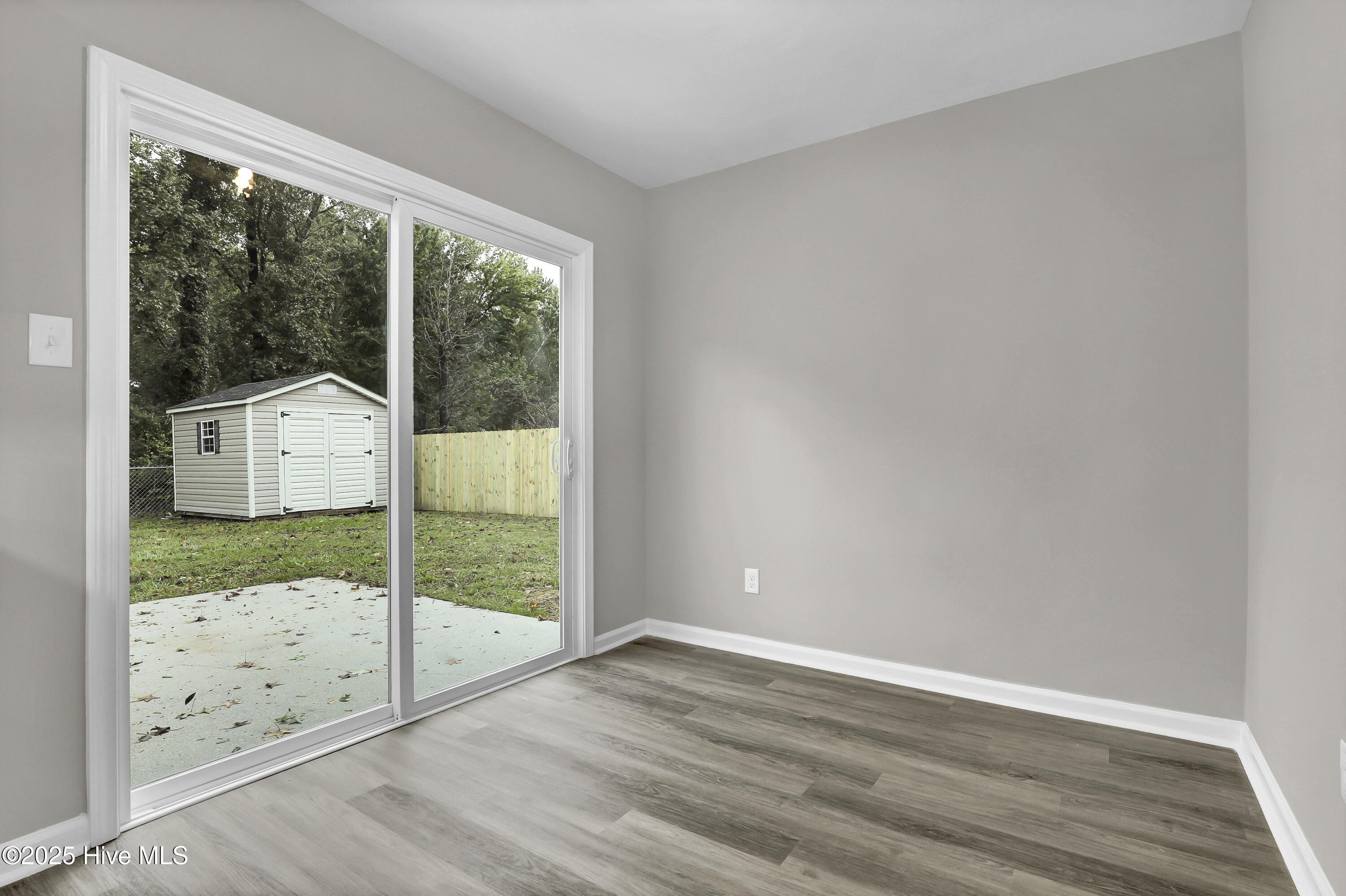 538 Shadowridge Road Jacksonville, NC 28546 - Photo 14 of 28 12