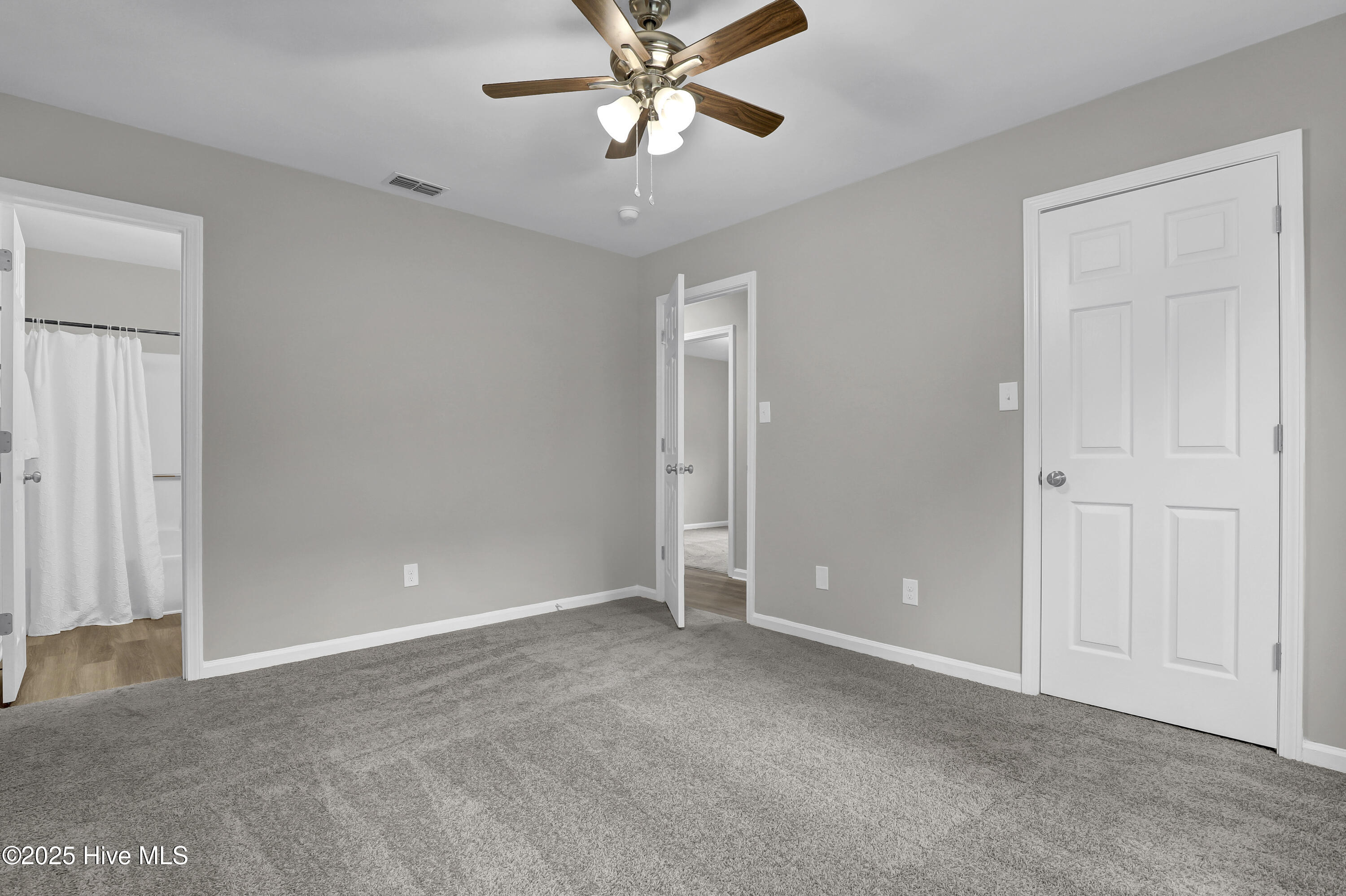 538 Shadowridge Road Jacksonville, NC 28546 - Photo 21 of 28 20