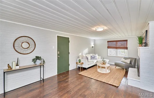 $219,900 | 12336 Lusher Road, St. Louis, MO 63138