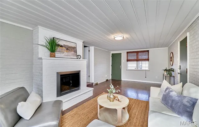 $219,900 | 12336 Lusher Road, St. Louis, MO 63138