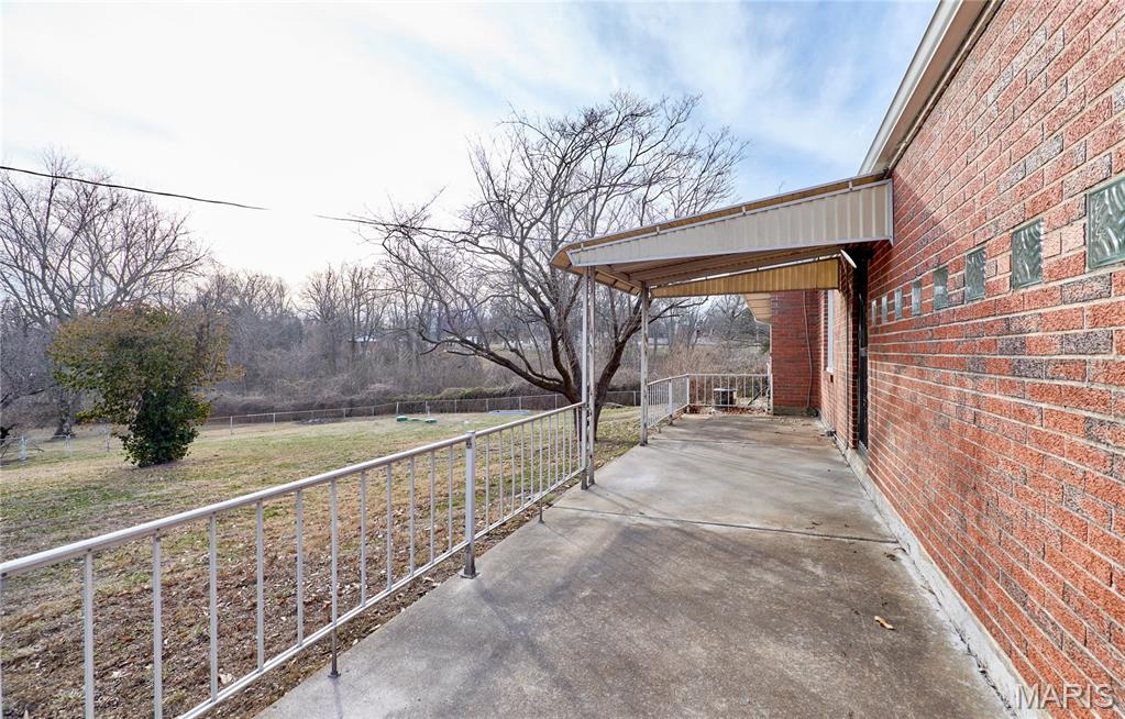 12336 Lusher Road St. Louis, MO 63138 - Photo 35 of 38