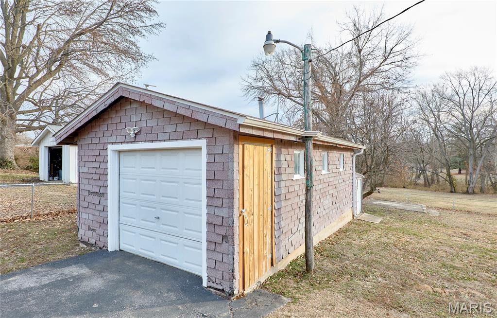 12336 Lusher Road St. Louis, MO 63138 - Photo 36 of 38