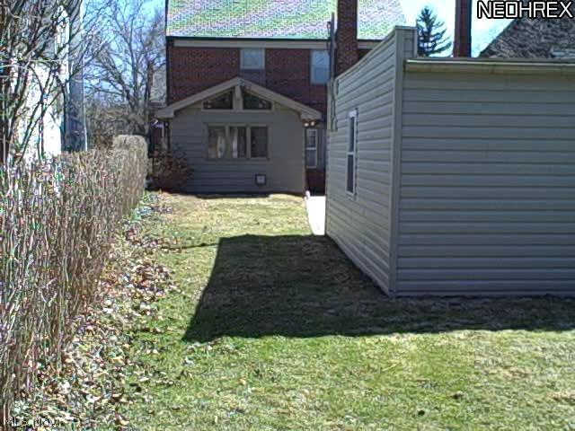 3933 Tyndall Road Cleveland, OH 44118 - Photo 4 of 21 Gallery Image 4