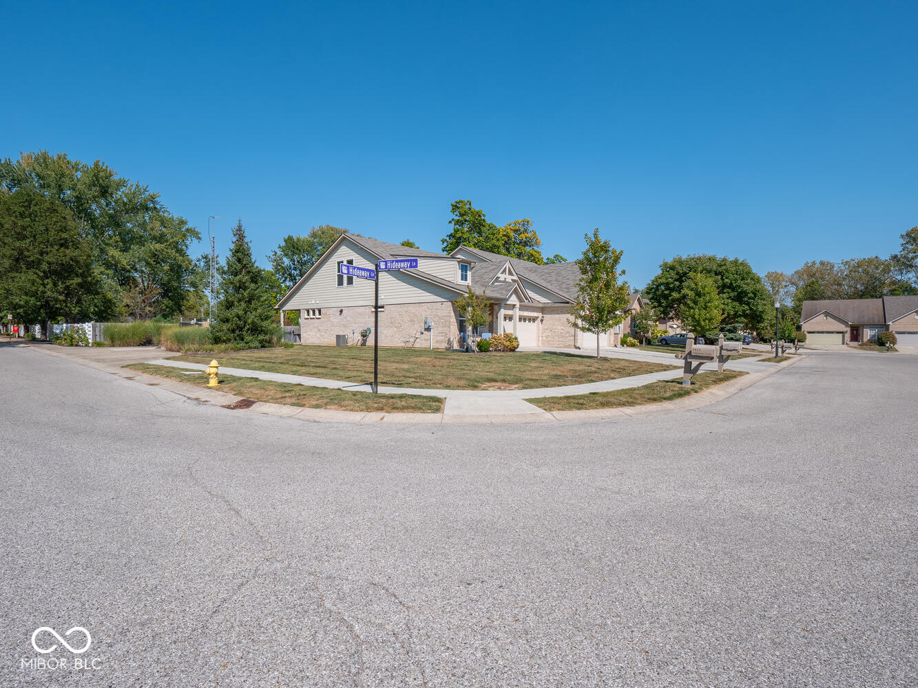 1402 Hideaway Circle Brownsburg, IN 46112 - Photo 5 of 49