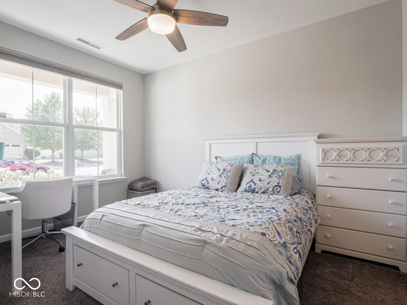 1402 Hideaway Circle Brownsburg, IN 46112 - Photo 8 of 49