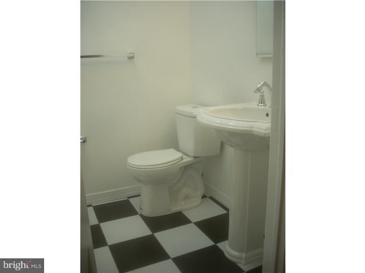 1343 Pennington Road Philadelphia, PA 19151 - Photo 13 of 16 Gallery Image 13