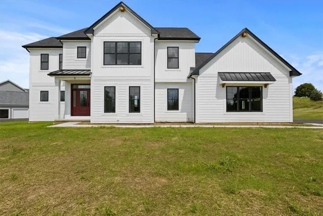 $865,000 | 22 Bridleridge Farms, Pittsford, NY 14534