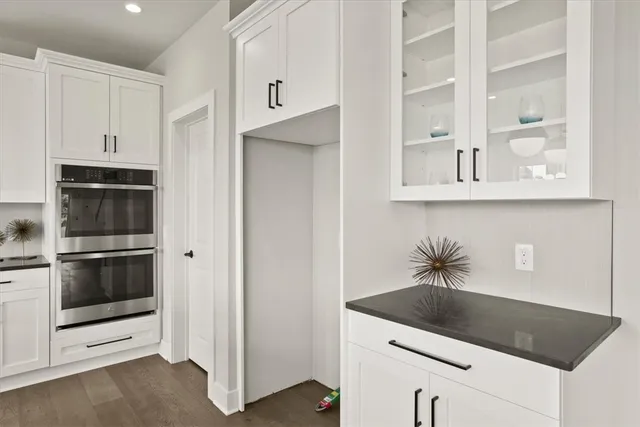 $865,000 | 22 Bridleridge Farms, Pittsford, NY 14534