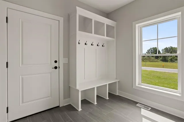 $865,000 | 22 Bridleridge Farms, Pittsford, NY 14534