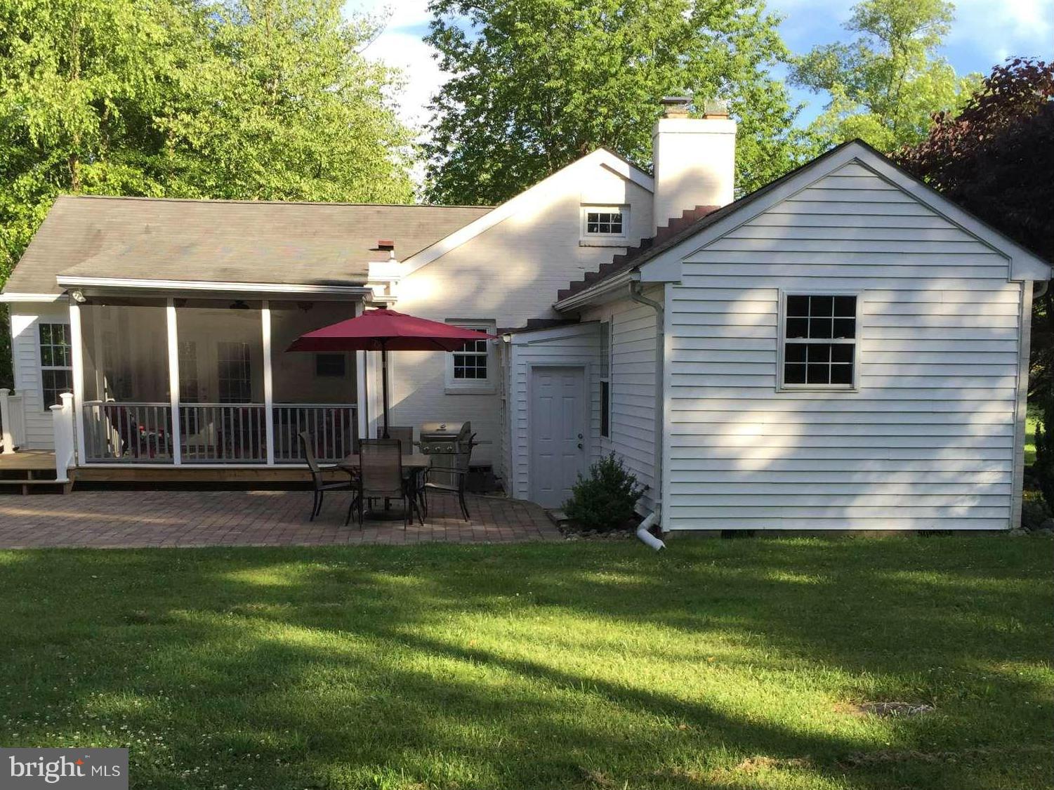376 Pyletown Road Boyce, VA 22620 - Photo 4 of 30 Patio and porch