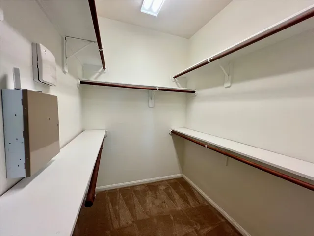 $2,500 | 25307 Holton Ridge Drive, Katy, TX 77494