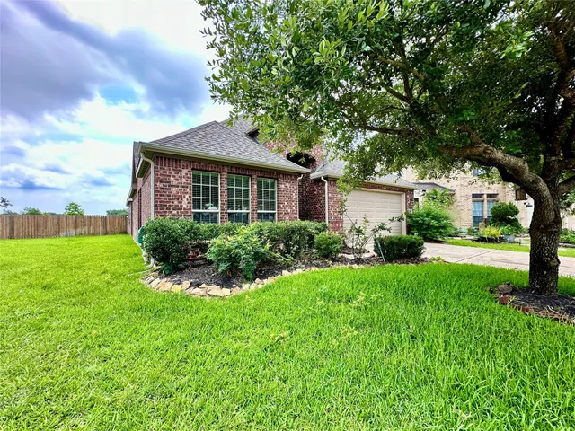 $2,500 | 25307 Holton Ridge Drive, Katy, TX 77494