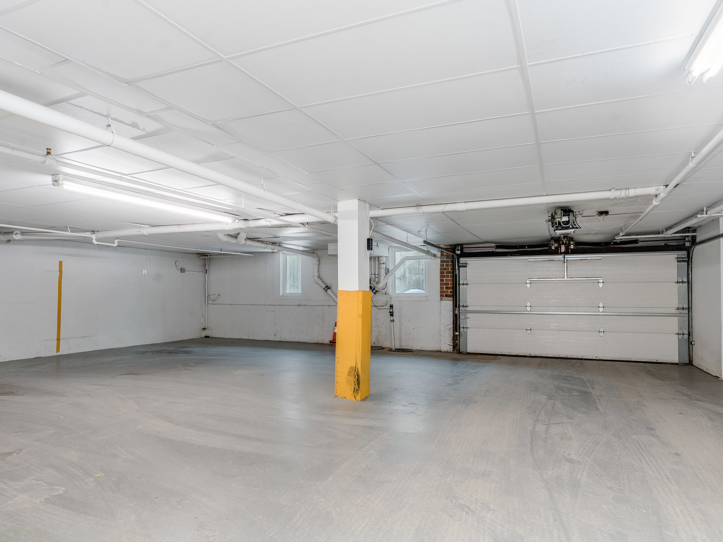 4721 St Joseph Creek Road, Unit 5F Lisle, IL 60532 - Photo 18 of 19 a view of a garage