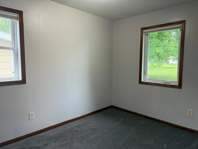 $219,900 | 508 4th Street Northwest, New Richland, MN 56072
