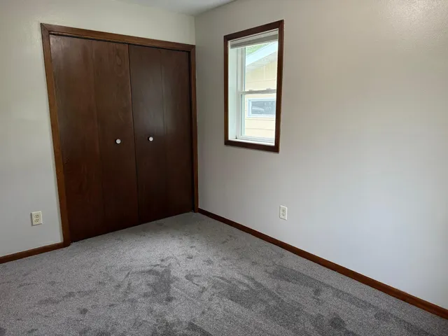 $219,900 | 508 4th Street Northwest, New Richland, MN 56072