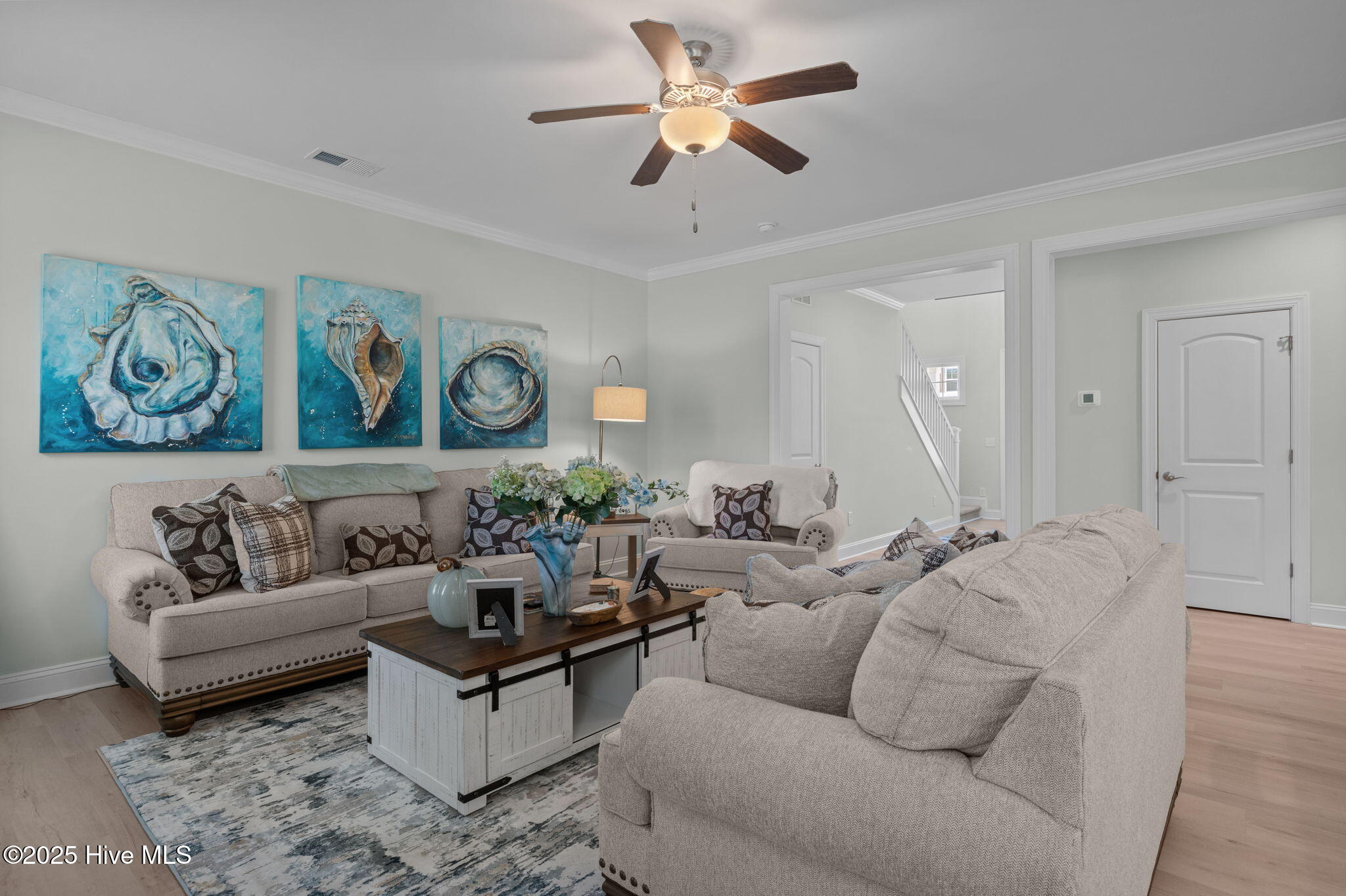 132 Freedom Park Road Beaufort, NC 28516 - Photo 7 of 46 Living Room