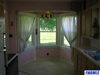 9711 Parent Road Fort Wayne, IN 46815 - Photo 3 of 12