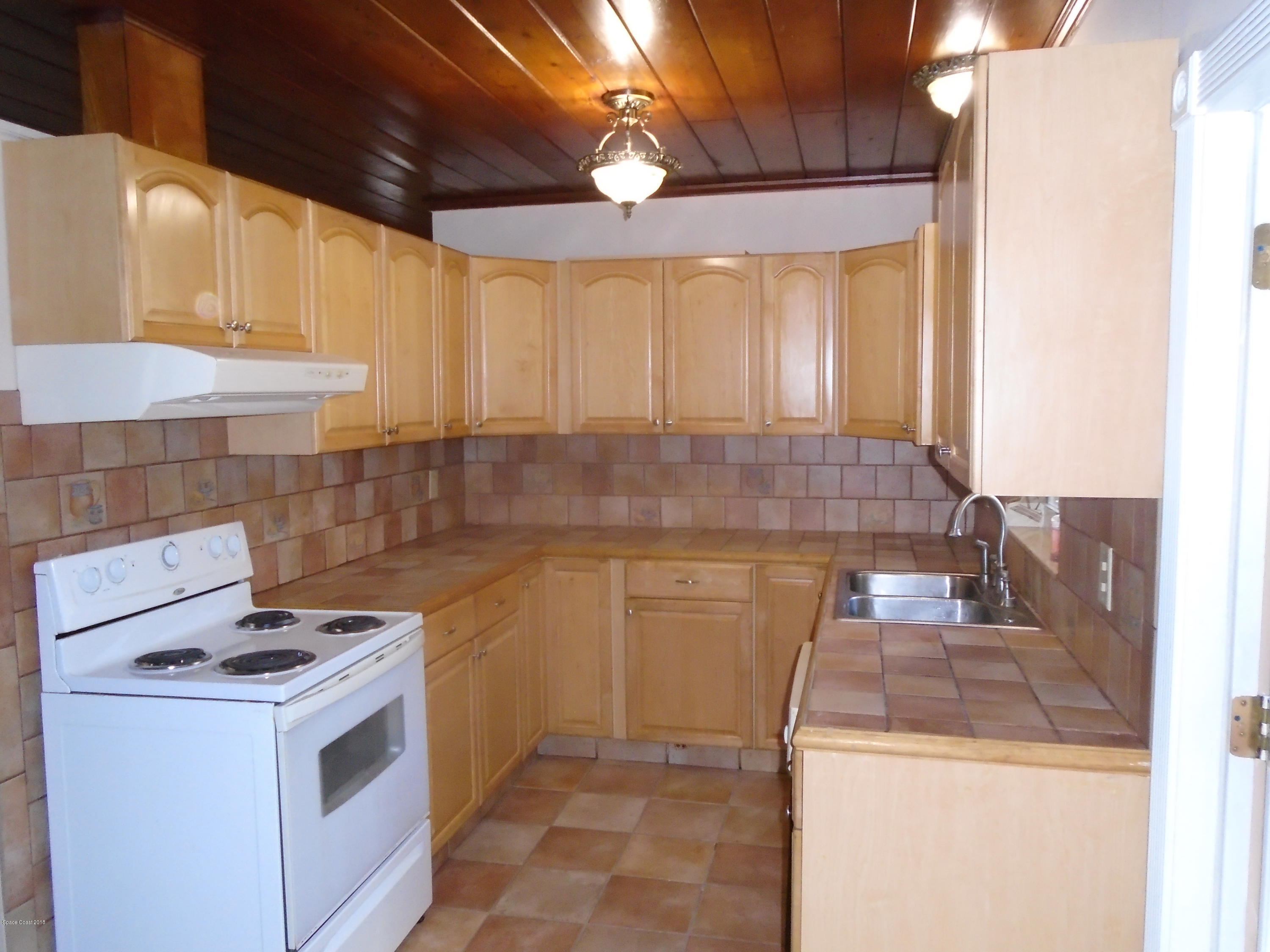 2362 Shenandoah Road Palm Bay, FL 32905 - Photo 2 of 9 DSC00408