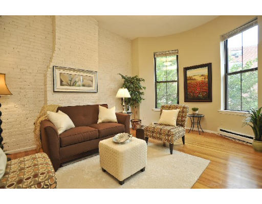 406 Columbus Avenue, Unit 2 Boston, MA 02116 - Photo 2 of 7