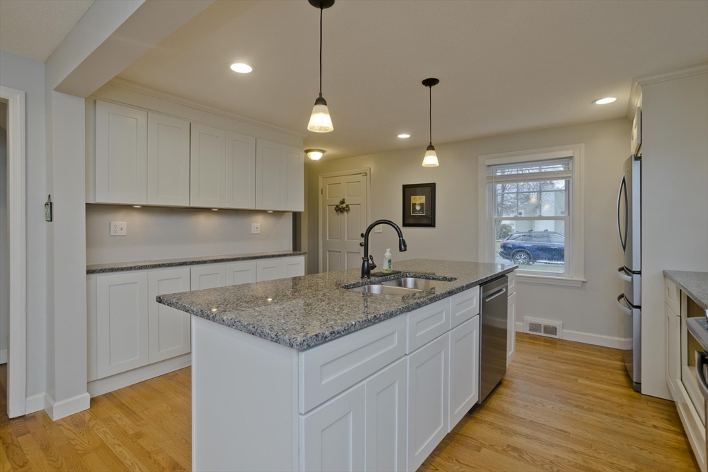 6 Venture Drive Springfield, MA 01119 - Photo 9 of 40 Gallery Image 9