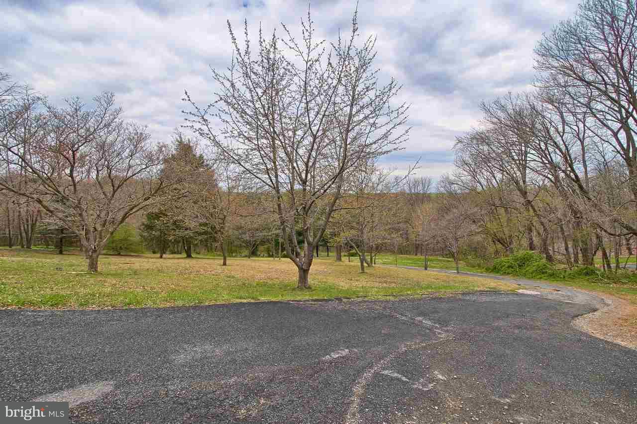 2156 Atom Road Delta, PA 17314 - Photo 19 of 23 Gallery Image 19