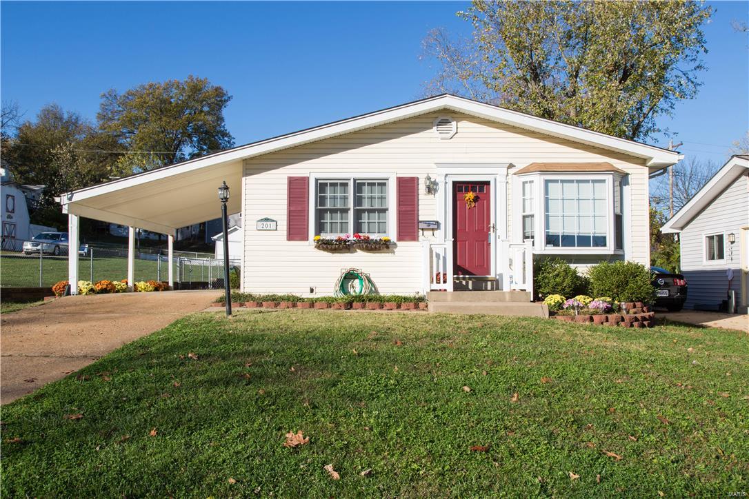 201 Lindy Boulevard Ballwin, MO 63021 - Photo 1 of 31 Gallery Image 1