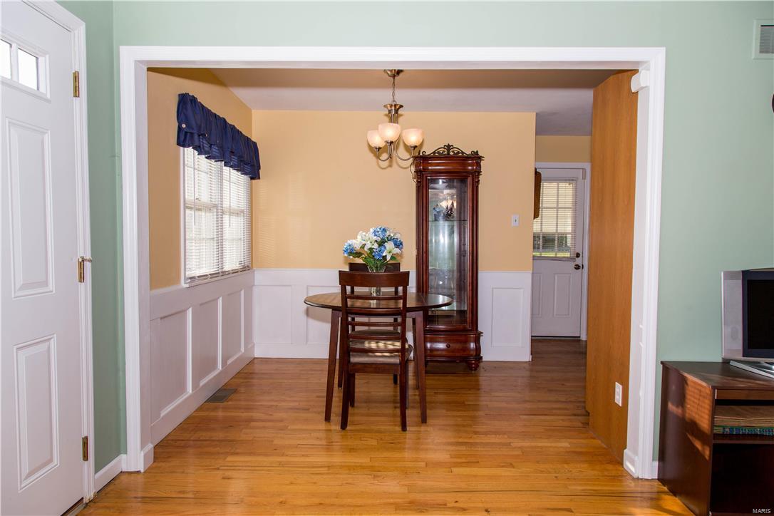 201 Lindy Boulevard Ballwin, MO 63021 - Photo 7 of 31 Gallery Image 7