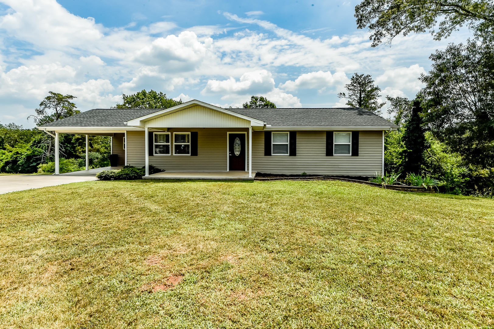 2485 Topside Road Louisville, TN 37777 - Photo 5 of 30 Gallery Image 5