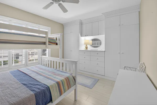 $11,000 | 817 North Ocean Boulevard, Unit 17, Delray Beach, FL 33483