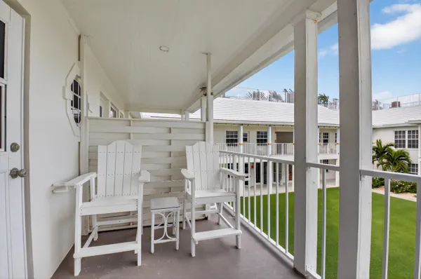 $11,000 | 817 North Ocean Boulevard, Unit 17, Delray Beach, FL 33483