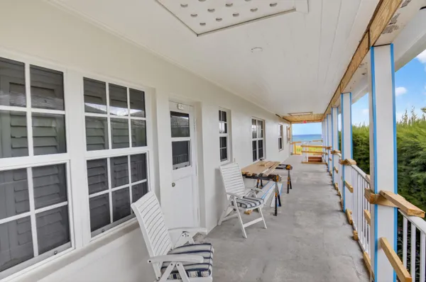 $11,000 | 817 North Ocean Boulevard, Unit 17, Delray Beach, FL 33483