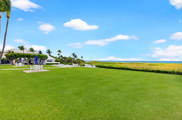 $11,000 | 817 North Ocean Boulevard, Unit 17, Delray Beach, FL 33483