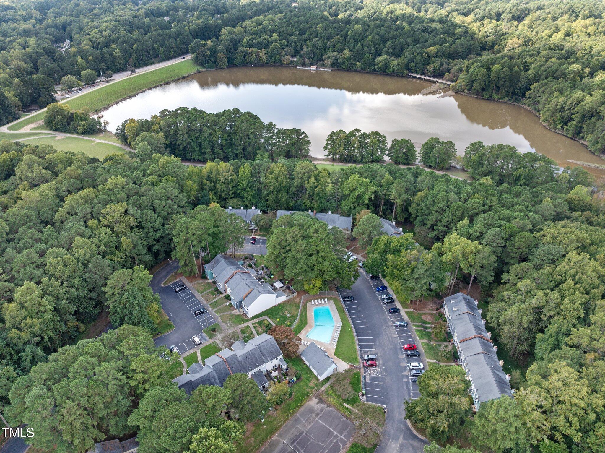 1336 Garden Crest Circle Raleigh, NC 27609 - Photo 4 of 33 So Close to Shelley Lake