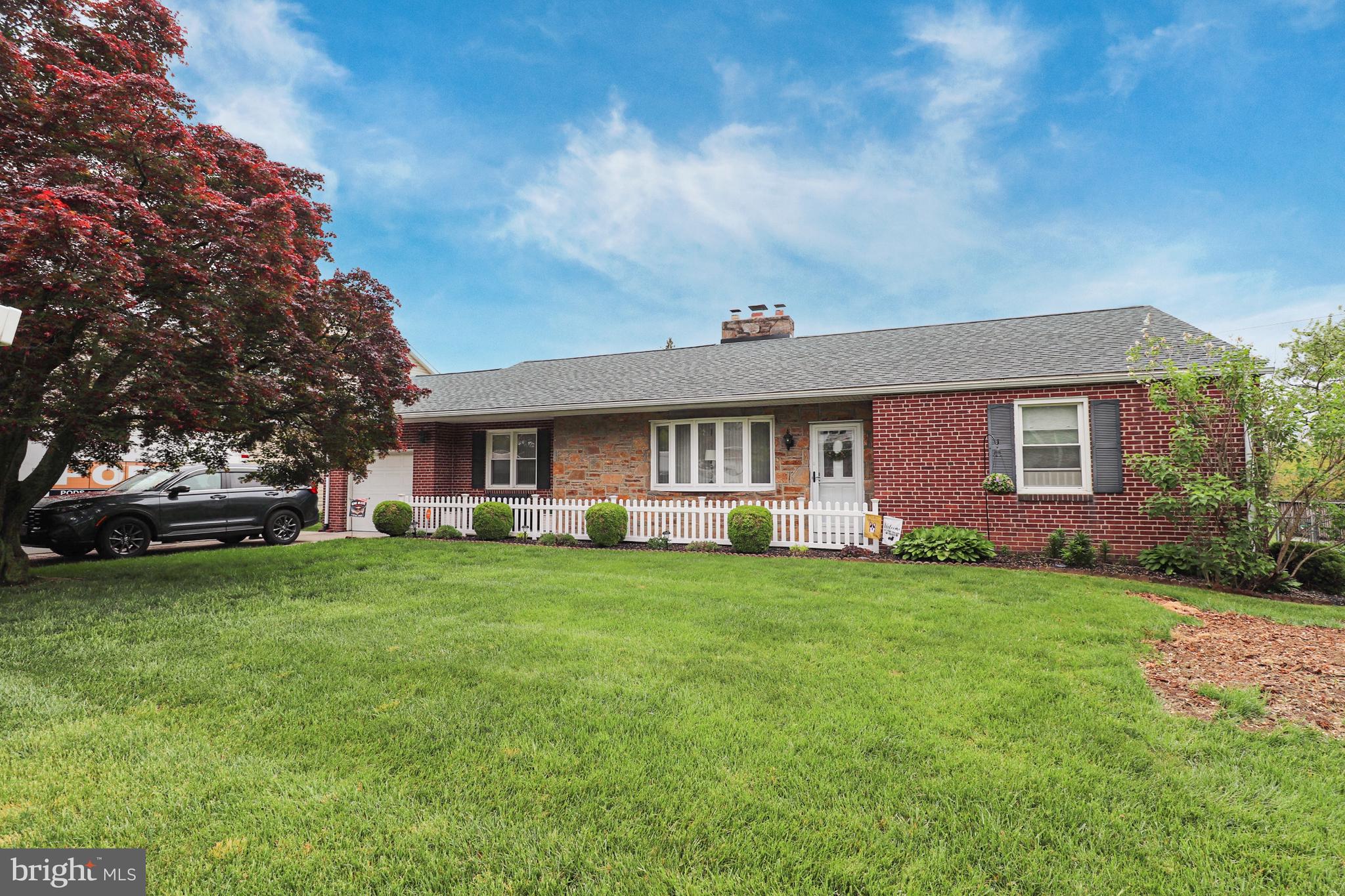 3 Oaknoll Road Wilmington, DE 19808 - Photo 2 of 14