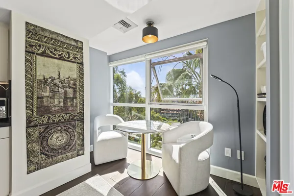 $8,500 | 13600 Marina Pointe Drive, Unit 511, Marina del Rey, CA 90292