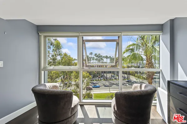 $8,500 | 13600 Marina Pointe Drive, Unit 511, Marina del Rey, CA 90292