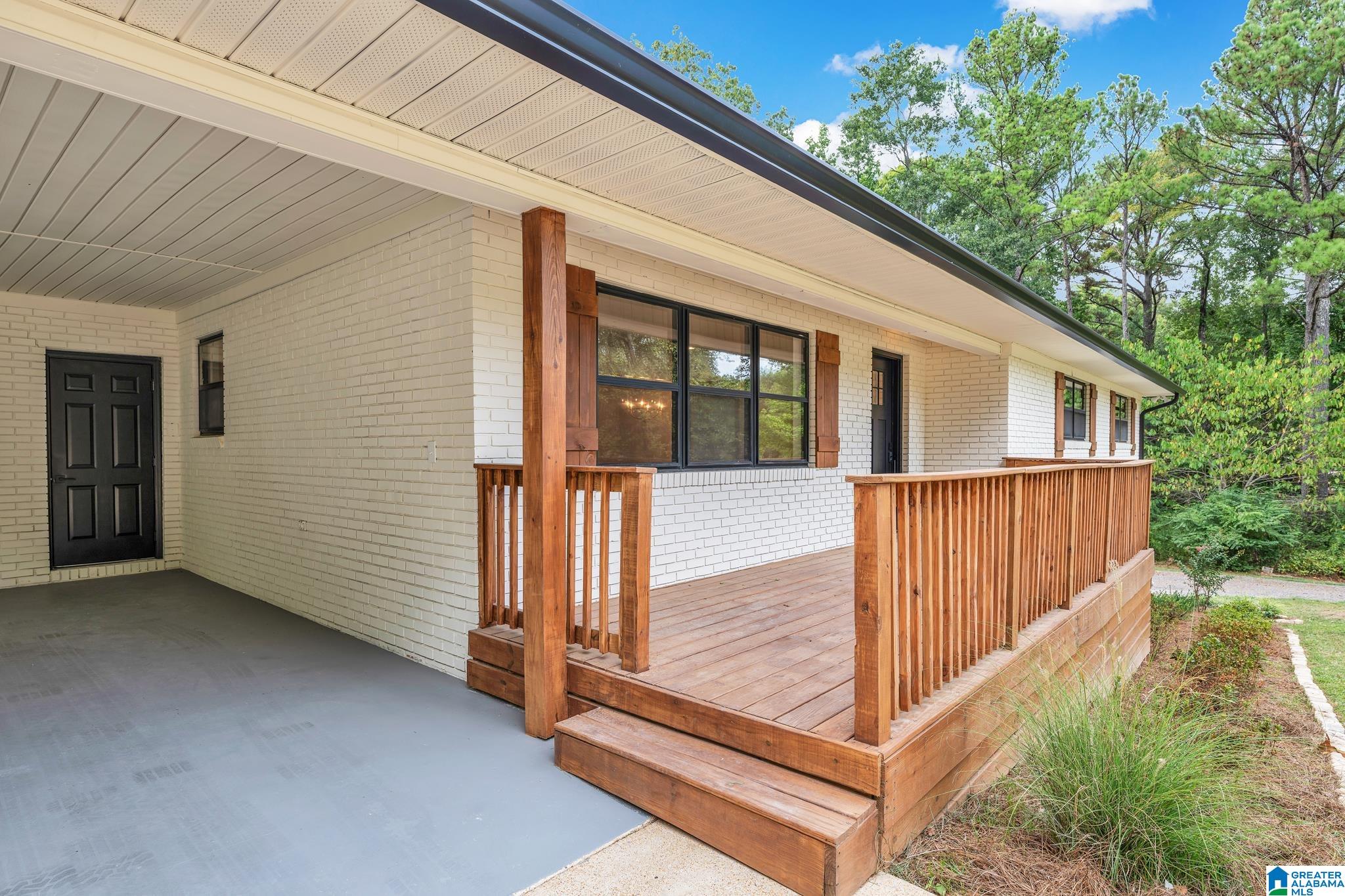 264 Ridgewood Drive Jasper, AL 35501 - Photo 4 of 40