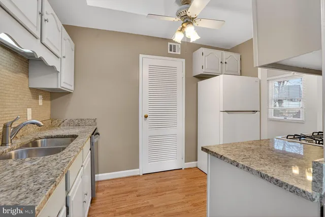 $3,200 | 7600 Lisle Avenue, Falls Church, VA 22043